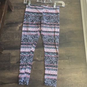 Cute little pair of leggings for your little girl!